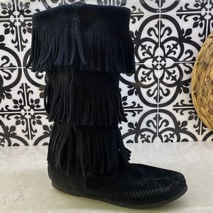 Minnetonka fringe boots